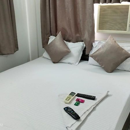 White Heaven Hotel New Town Buitenkant foto