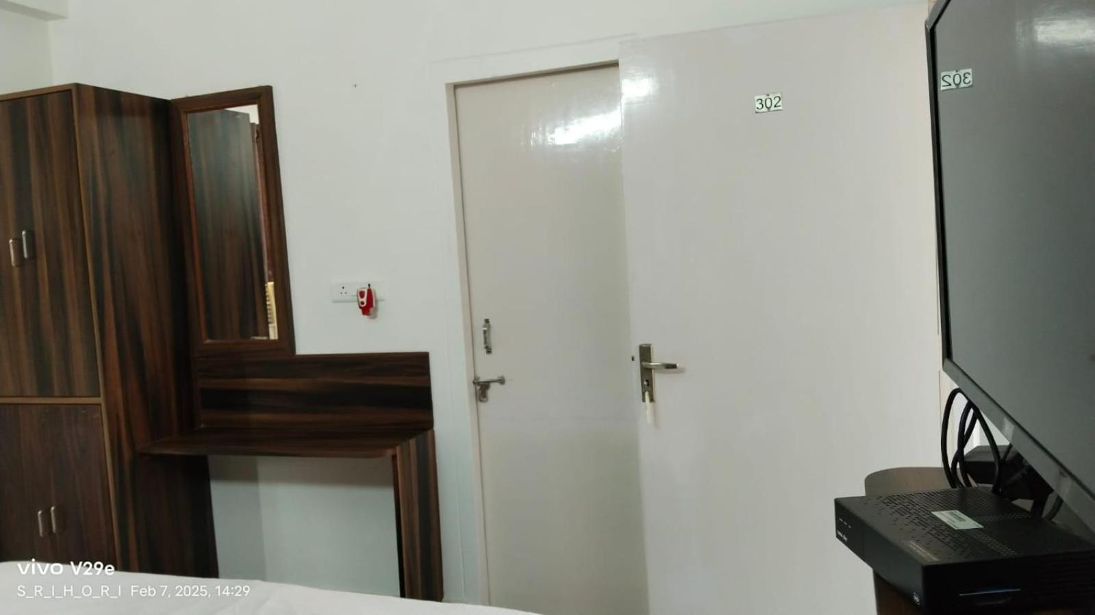 White Heaven Hotel New Town Buitenkant foto