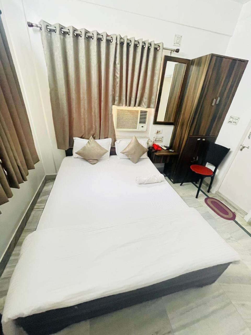 White Heaven Hotel New Town Buitenkant foto